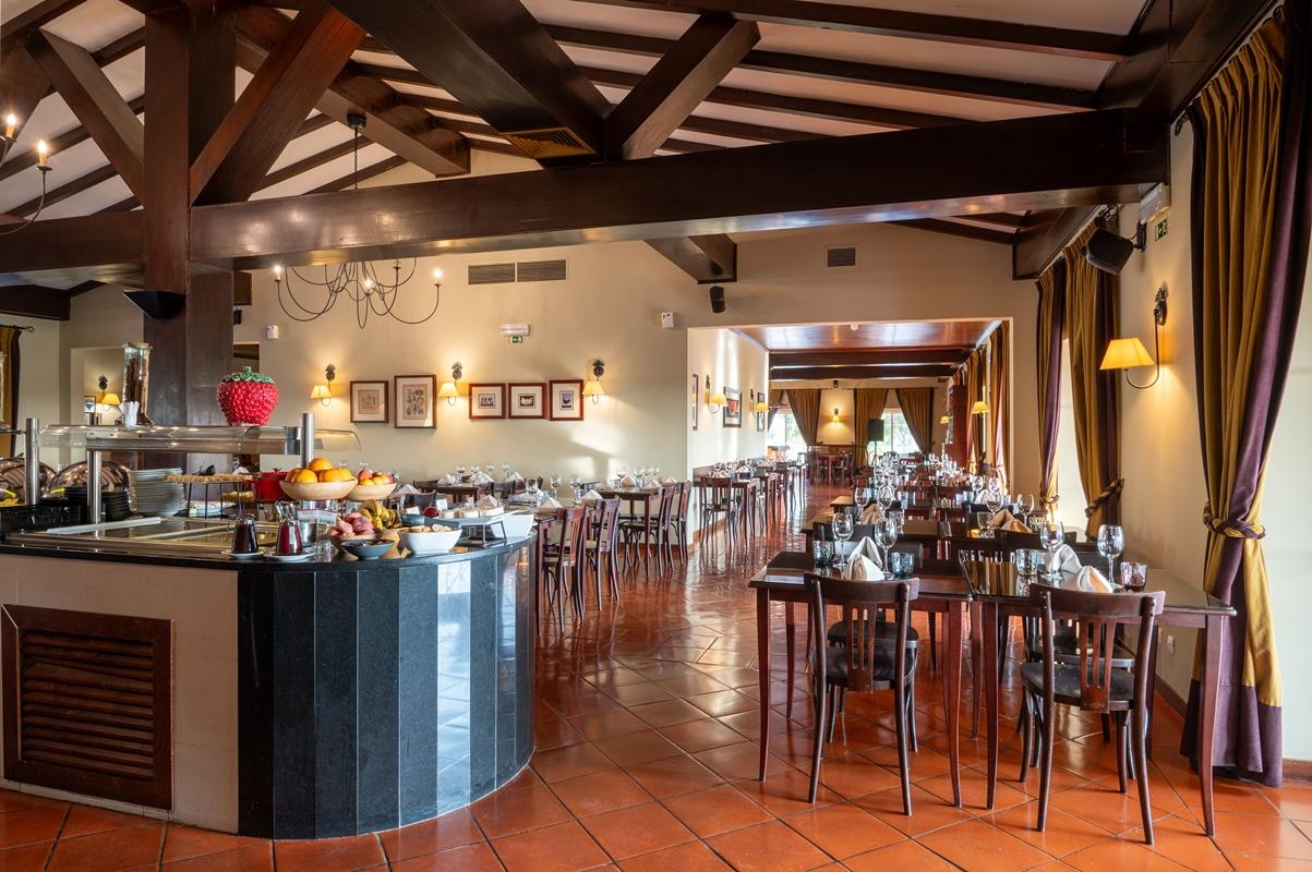 Vila Gale Alentejo Vineyard - Clube De Campo Albernoa Luaran gambar